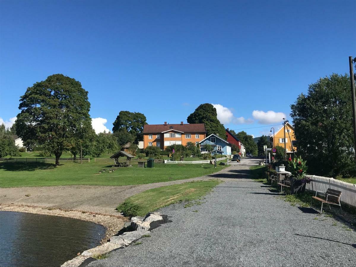 Charming Lakeside House With Sauna ลิลฮัมเมอร์ ภายนอก รูปภาพ